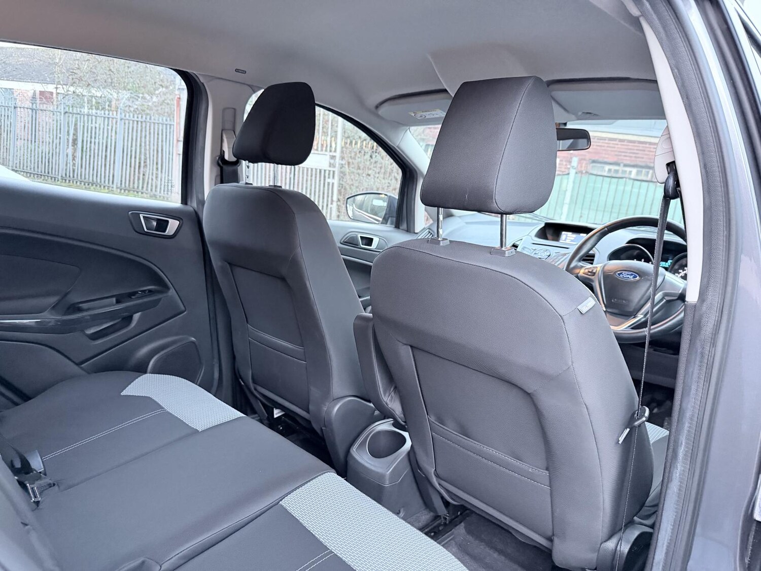 Used Ford Ecosport 2016 for sale - 77483086: Photo 18