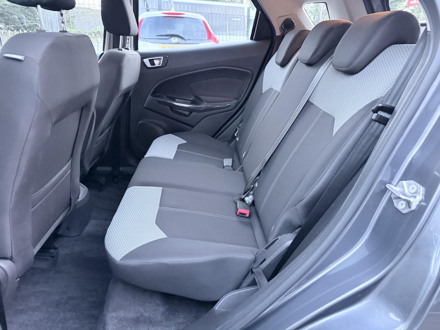 Used Ford Ecosport 2016 for sale - 77483086: Photo 21