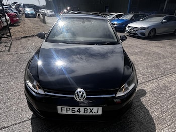 Used Volkswagen Golf 2015 for sale - 75997532: Photo