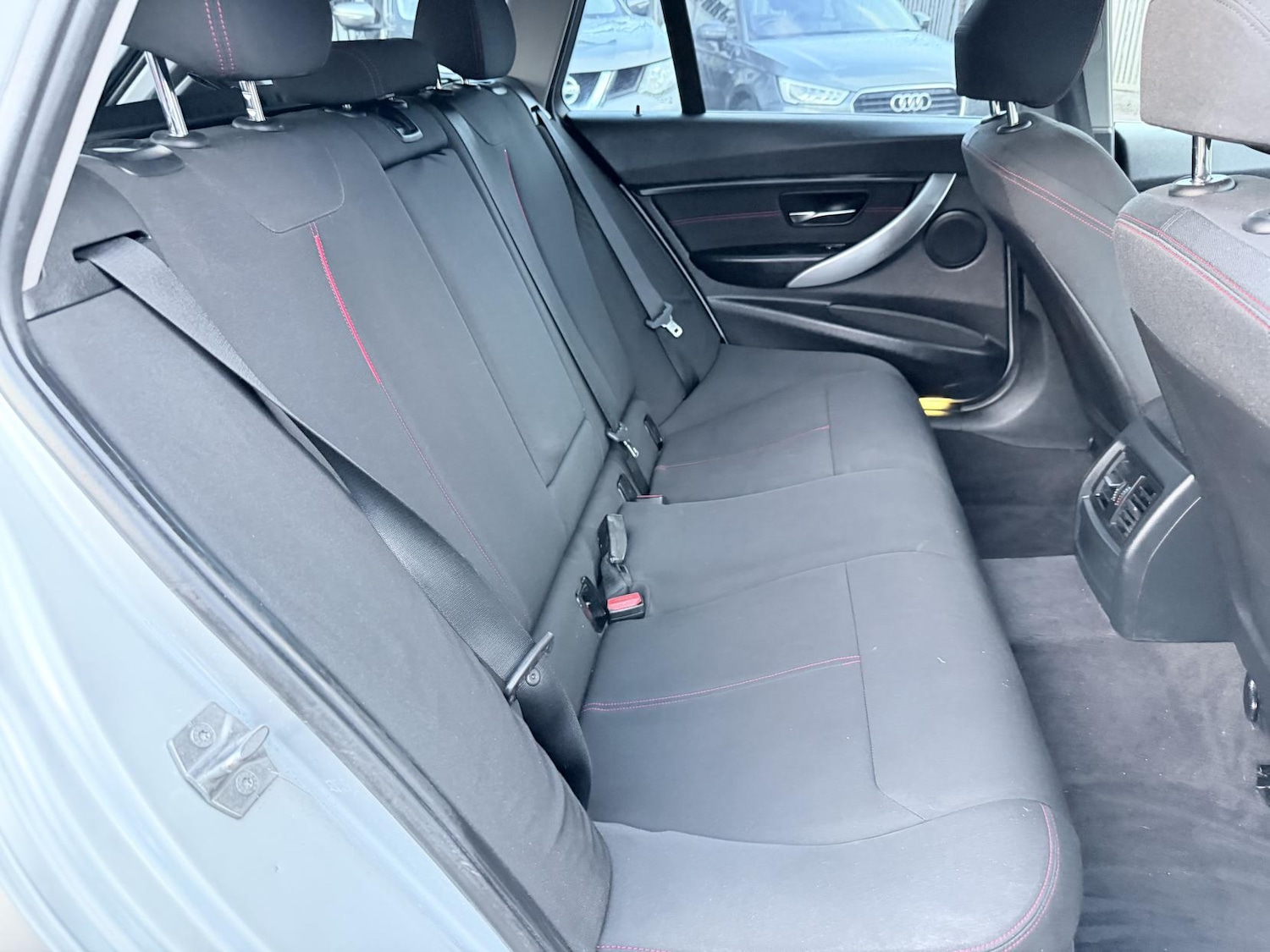 Used BMW 3 Series 2012 for sale - 77235619: Photo 17