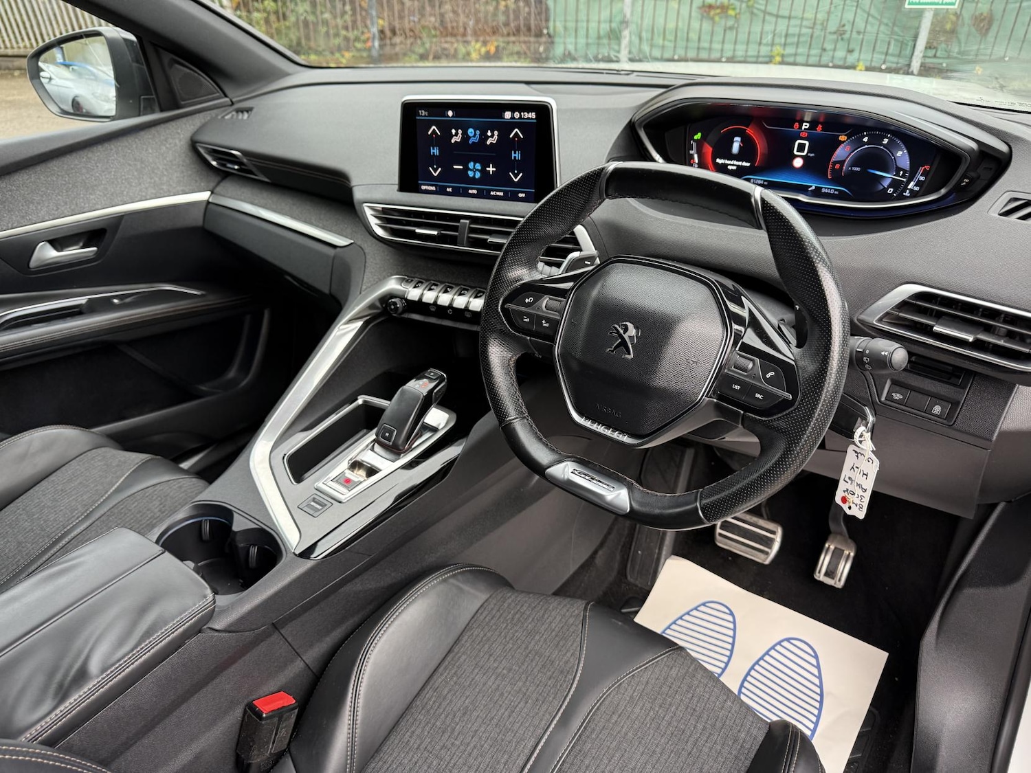 Used Peugeot 3008 2017 for sale - 76855524: Photo 11