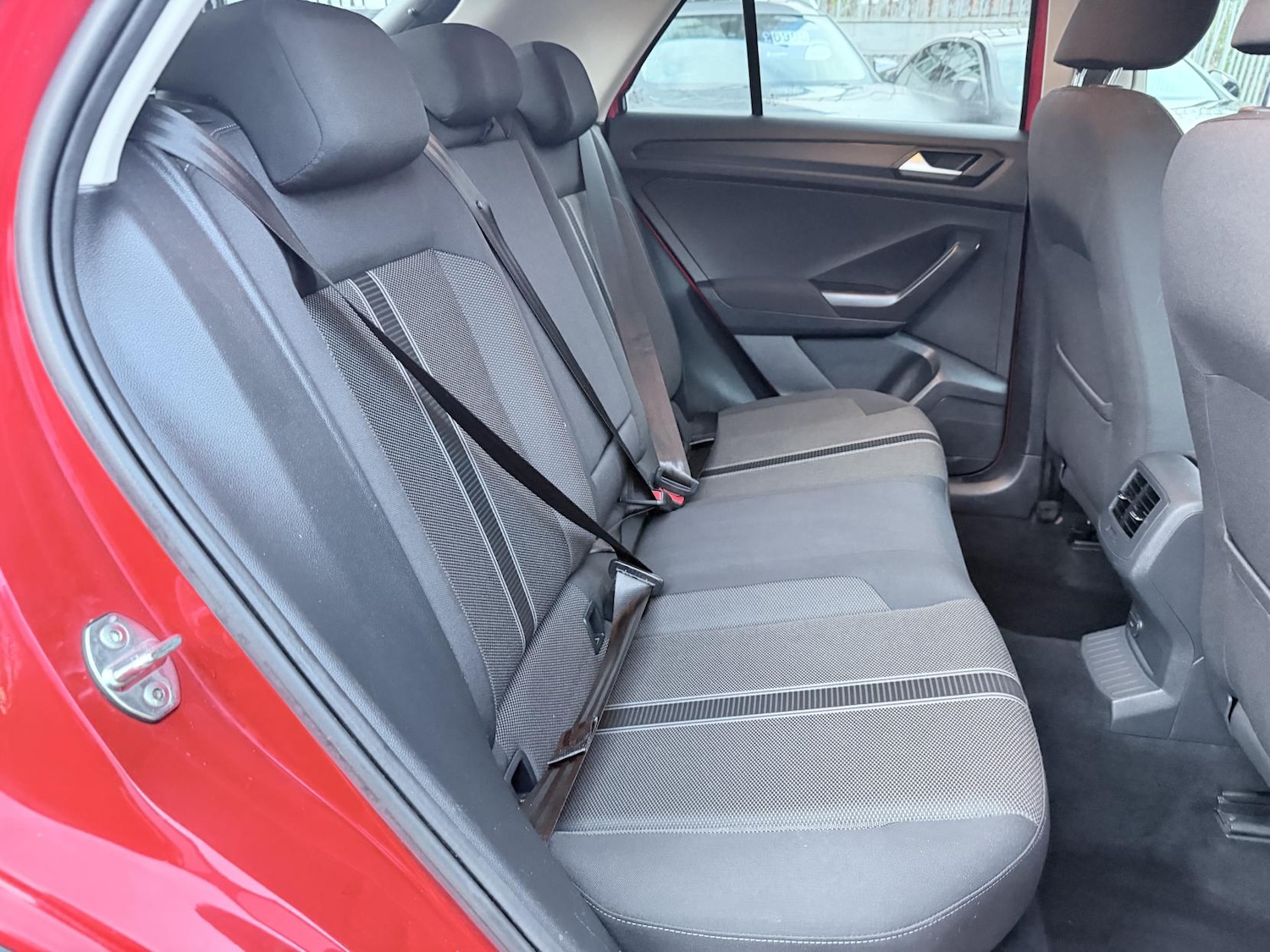 Used Volkswagen T-Roc 2019 for sale - 77173548: Photo 16