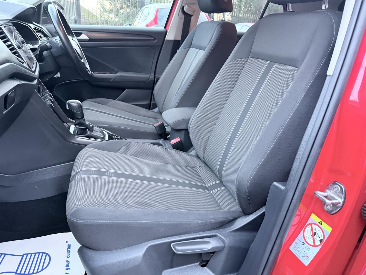 Used Volkswagen T-Roc 2019 for sale - 77173548: Photo 22