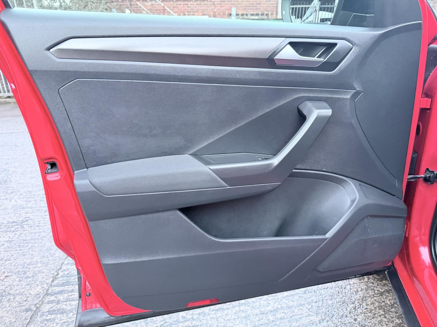 Used Volkswagen T-Roc 2019 for sale - 77173548: Photo 24