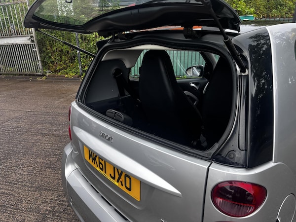 Used smart fortwo 2011 for sale - 74941579: Photo 22