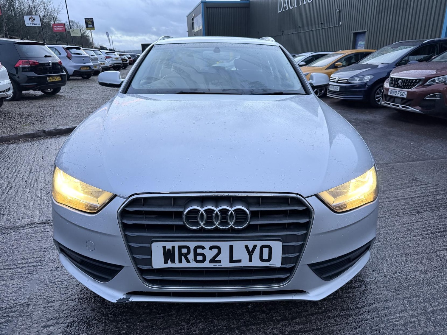 Used Audi A4 2012 for sale - 77483082: Photo 2