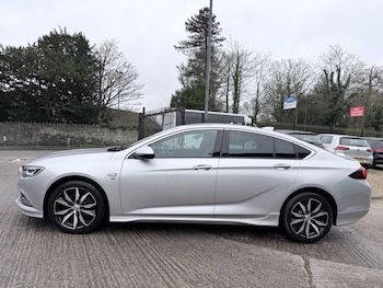 Used Vauxhall Insignia 2017 for sale - 77592391: Photo