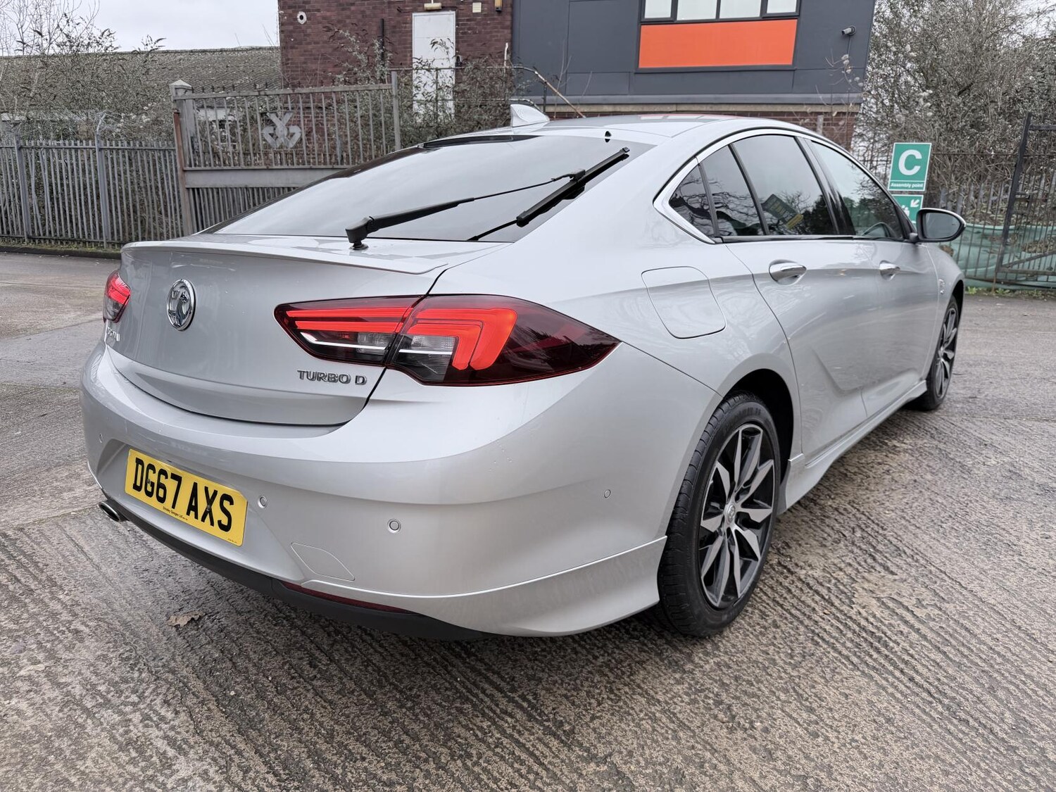 Used Vauxhall Insignia 2017 for sale - 77592391: Photo 6