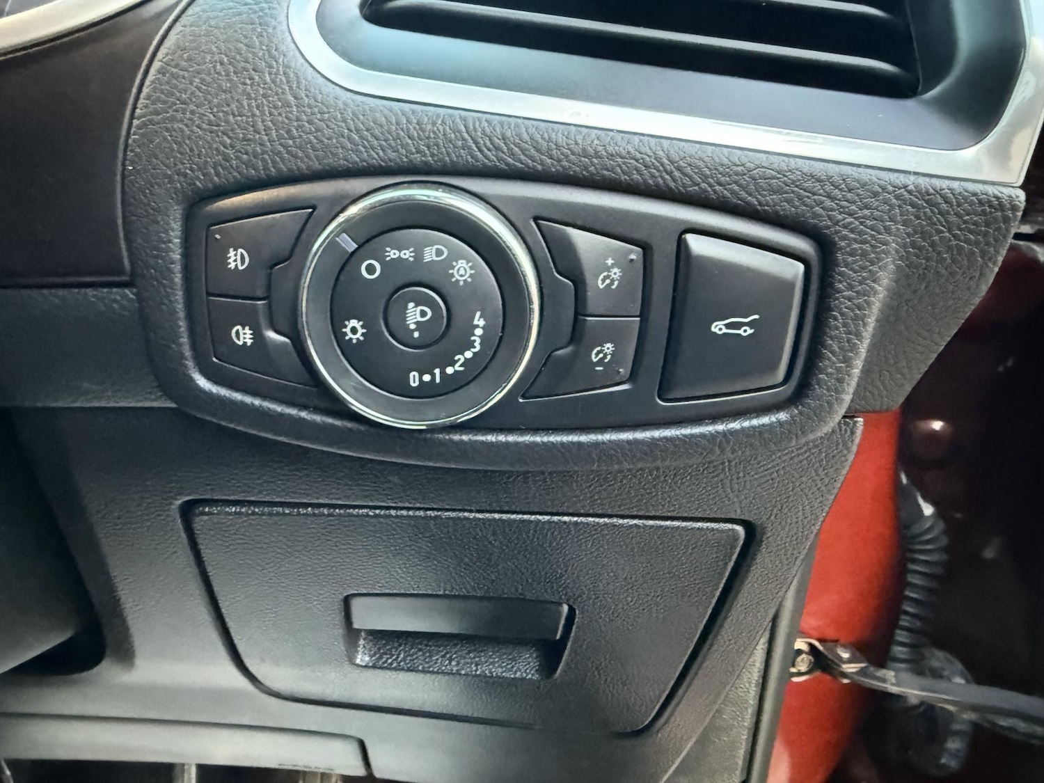 Used Ford Edge 2017 for sale - 76637628: Photo 16