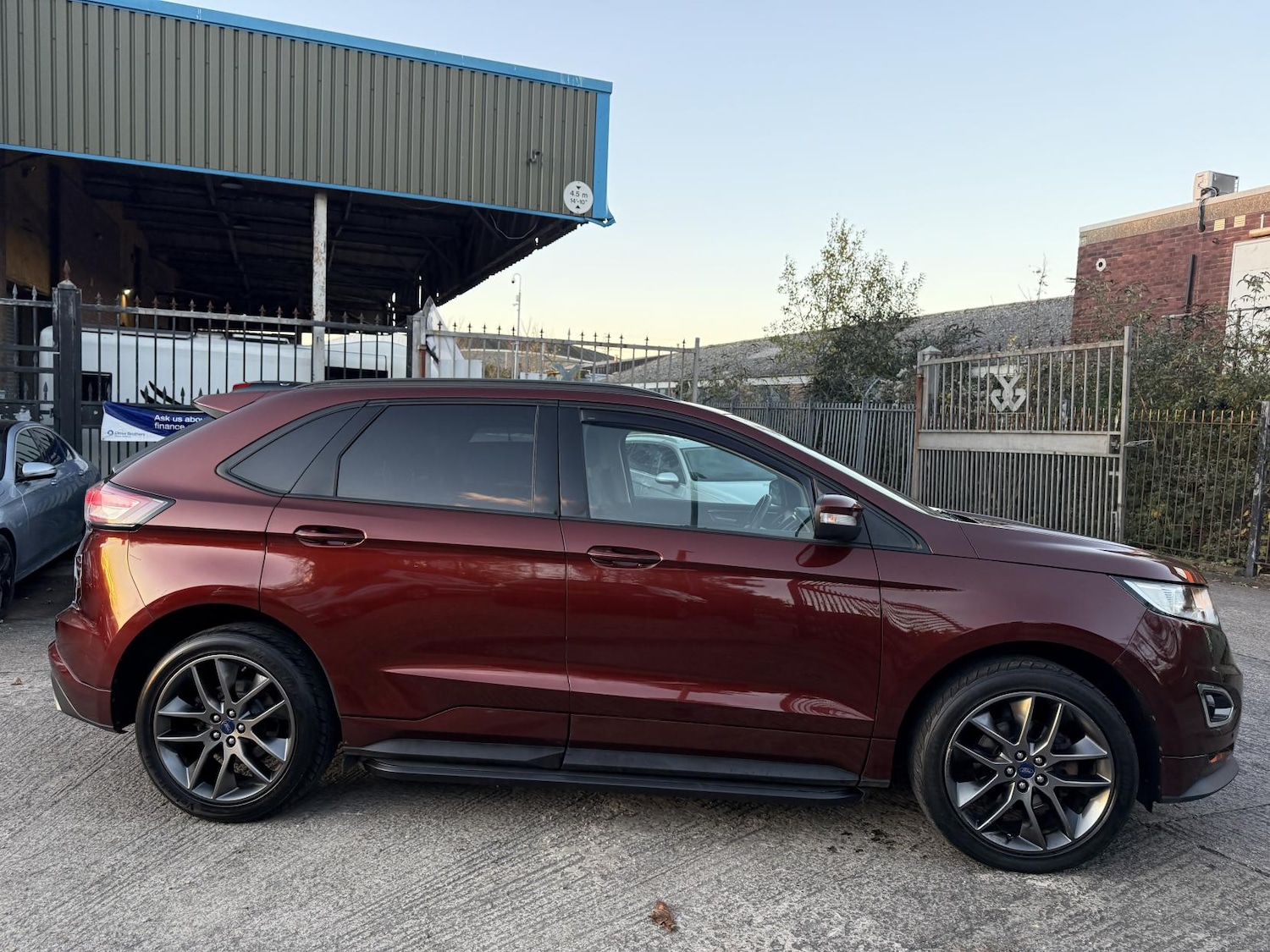 Used Ford Edge 2017 for sale - 76637628: Photo 7