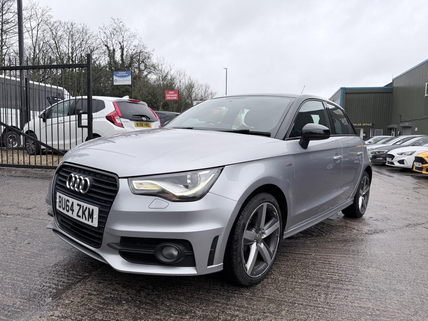 Used Audi A1 2014 for sale - 77453776: Photo 3