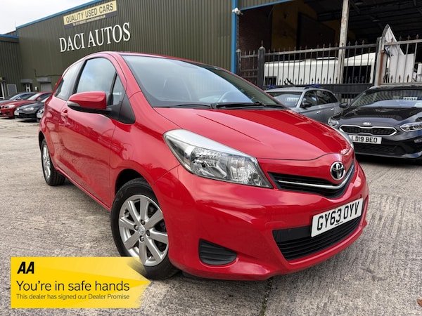 Used Toyota Yaris 2013 for sale - 76290599: Photo 1
