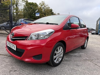 Used Toyota Yaris 2013 for sale - 76290599: Photo 3