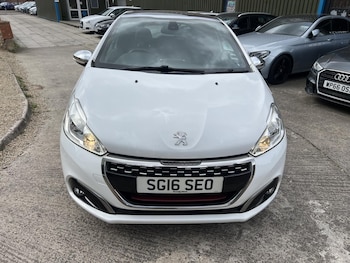 Used Peugeot 208 2016 for sale - 76055978: Photo
