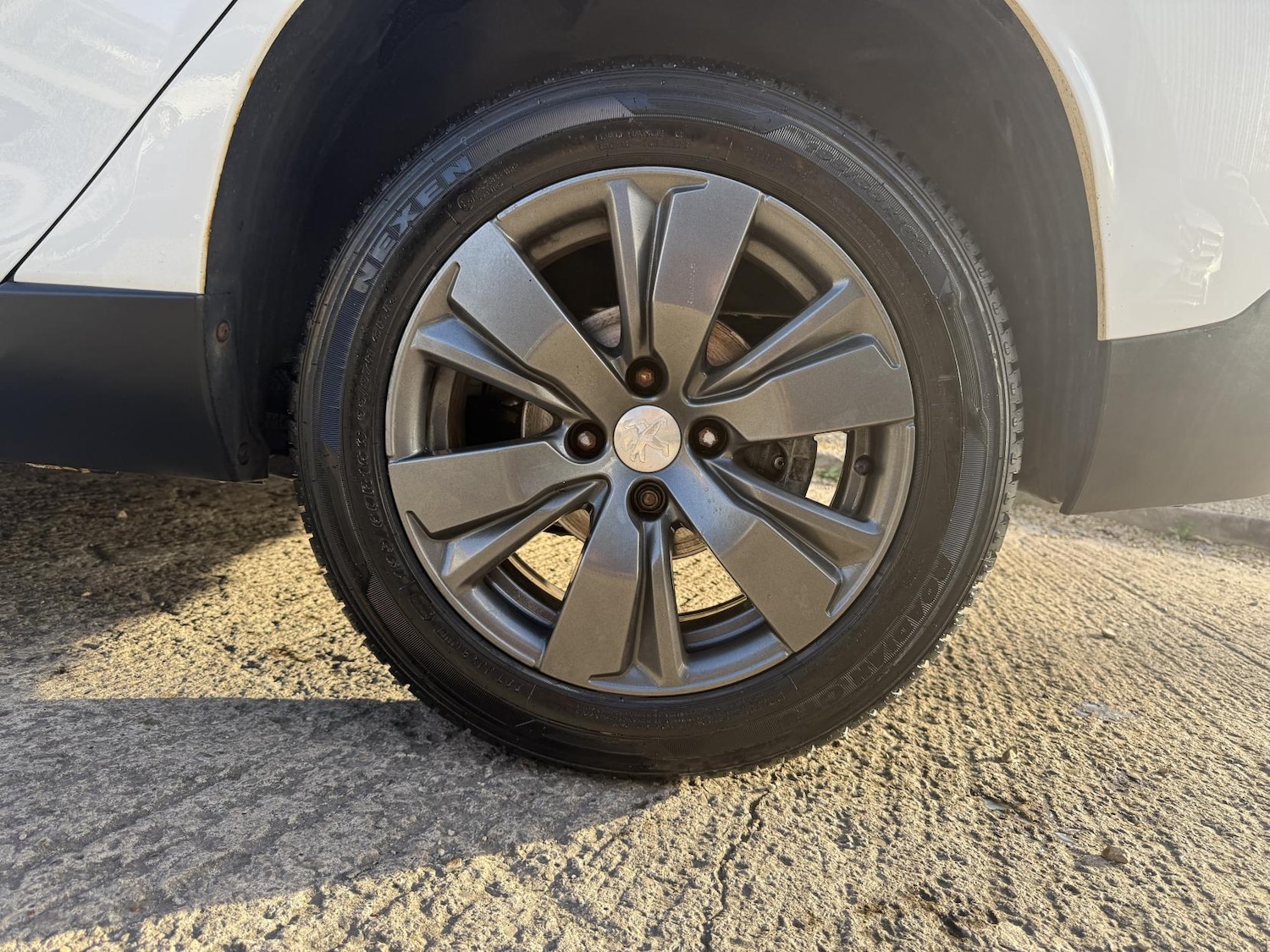 Used Peugeot 2008 2015 for sale - 76688475: Photo 26