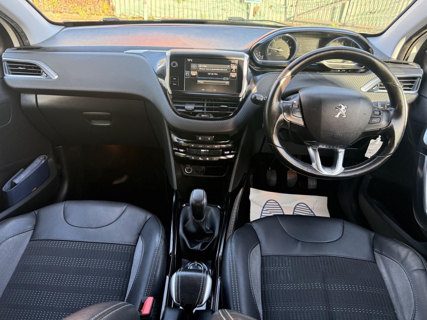 Used Peugeot 2008 2015 for sale - 76688475: Photo 9