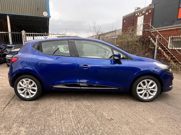 Used Renault Clio 2018 for sale - 74366793: Photo 10