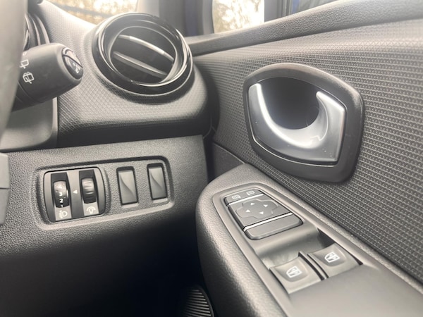 Used Renault Clio 2018 for sale - 74366793: Photo 16