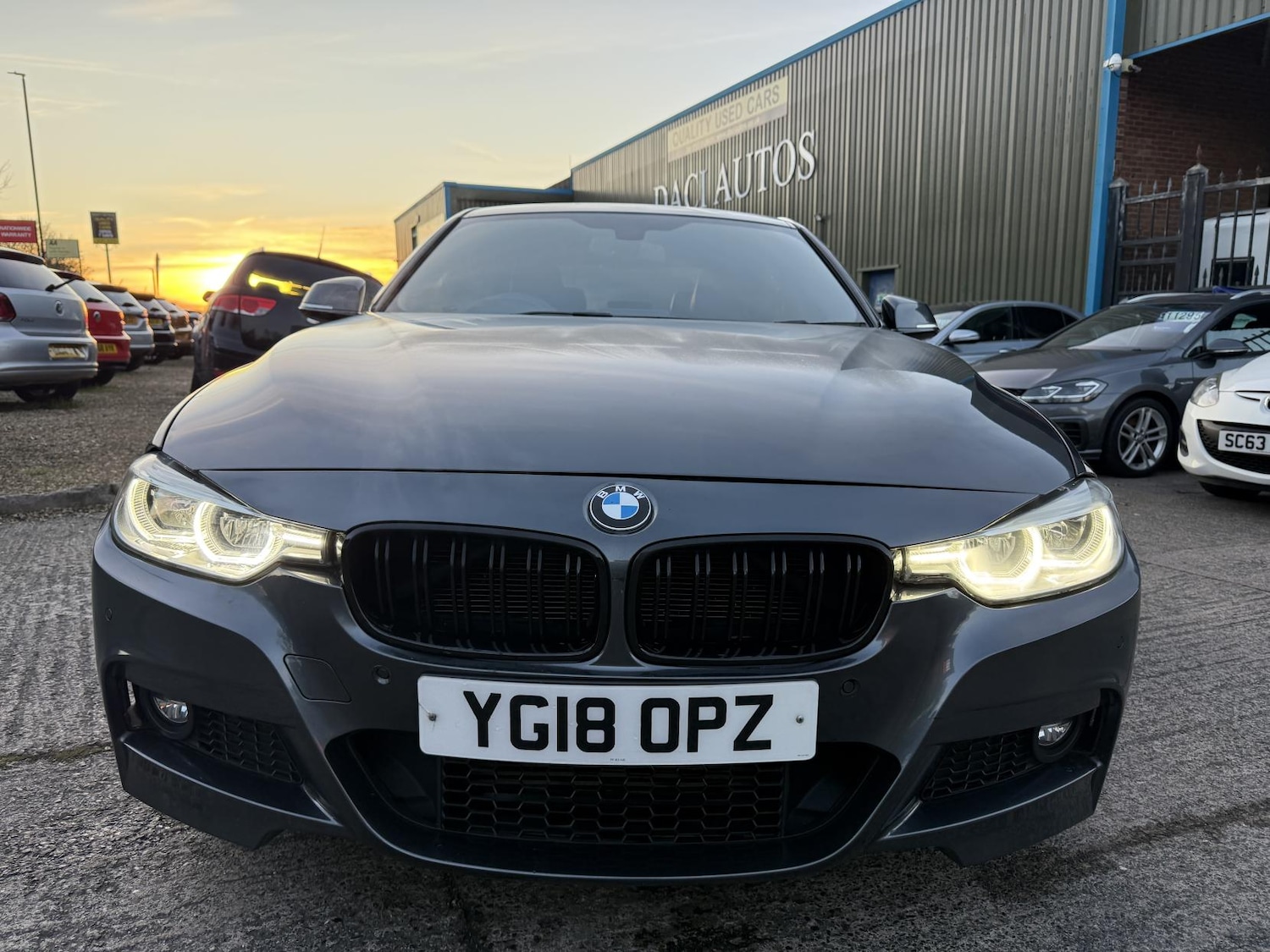 Used BMW 3 Series 2018 for sale - 76664903: Photo 2