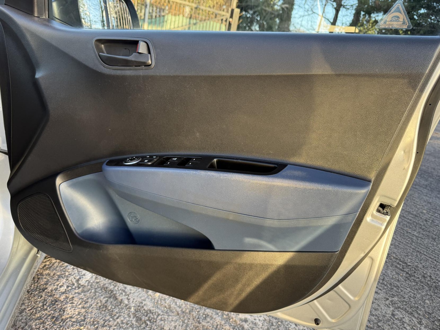 Used Hyundai i10 2014 for sale - 76637626: Photo 14