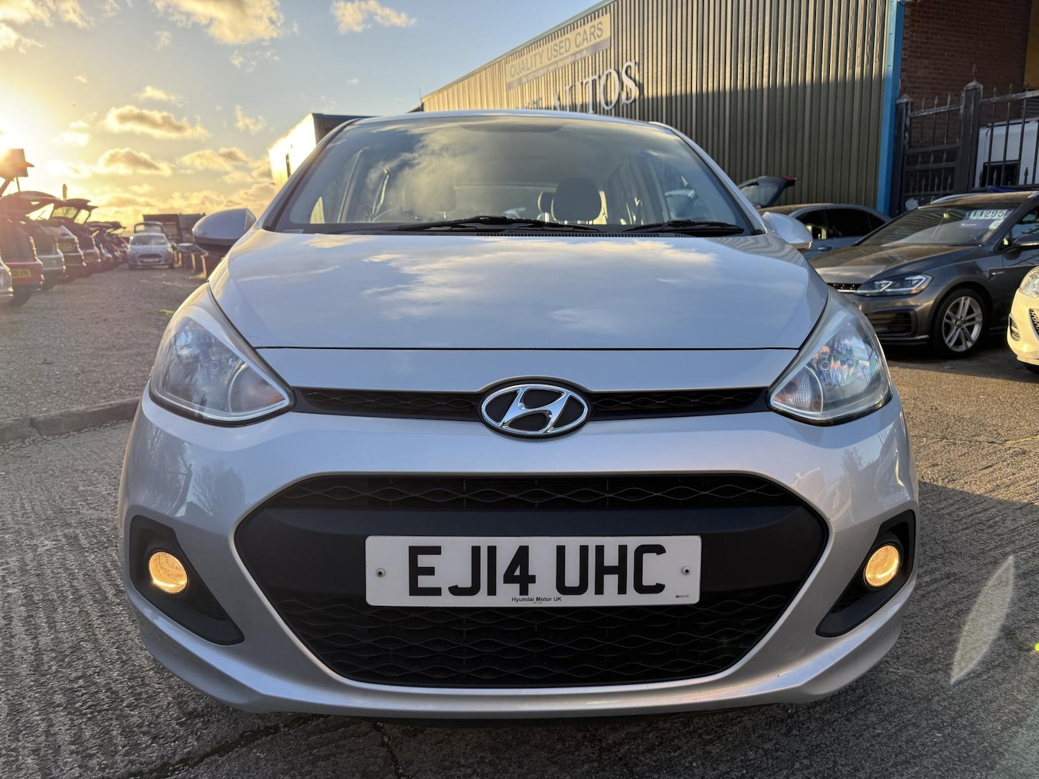 Used Hyundai i10 2014 for sale - 76637626: Photo 2