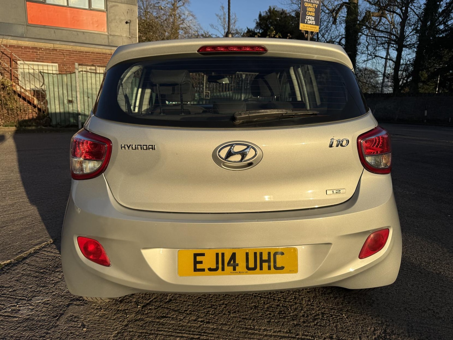 Used Hyundai i10 2014 for sale - 76637626: Photo 6