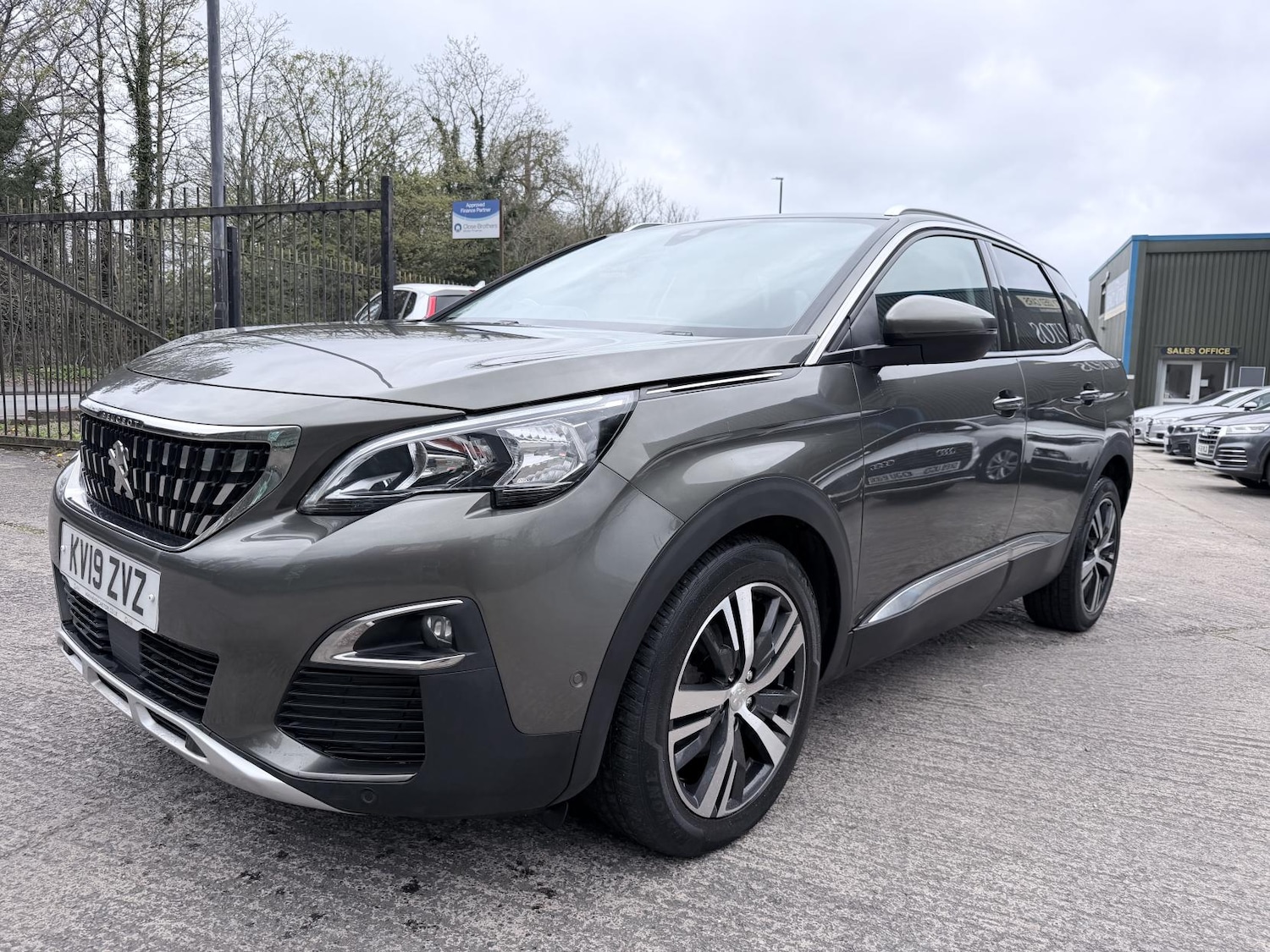 Used Peugeot 3008 2019 for sale - 78133884: Photo 3