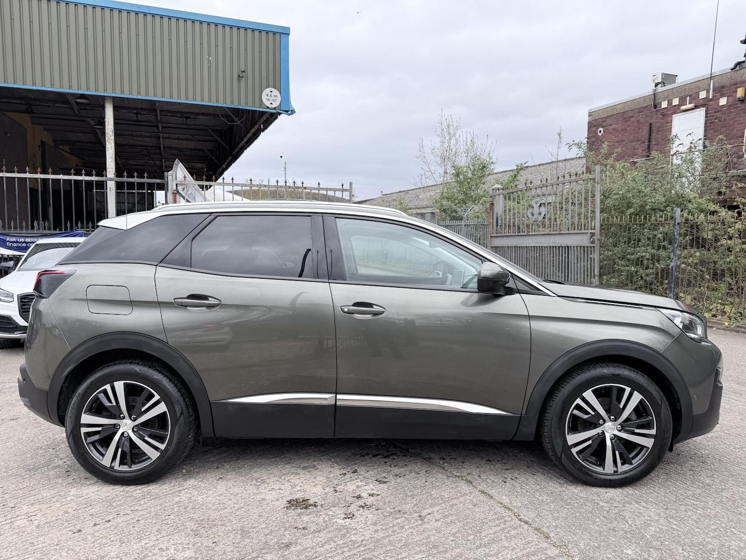 Used Peugeot 3008 2019 for sale - 78133884: Photo 8
