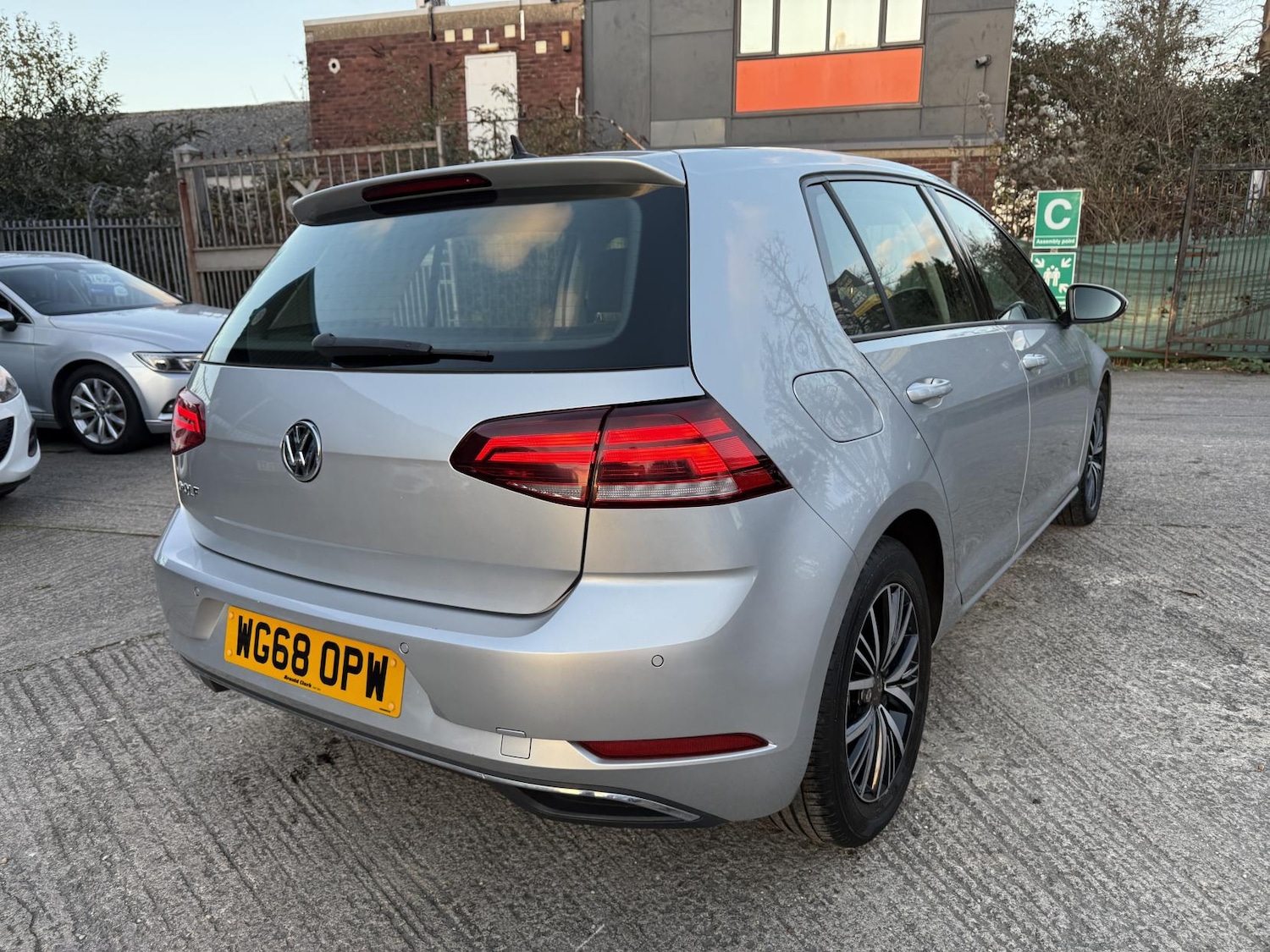 Used Volkswagen Golf 2018 for sale - 76649999: Photo 7