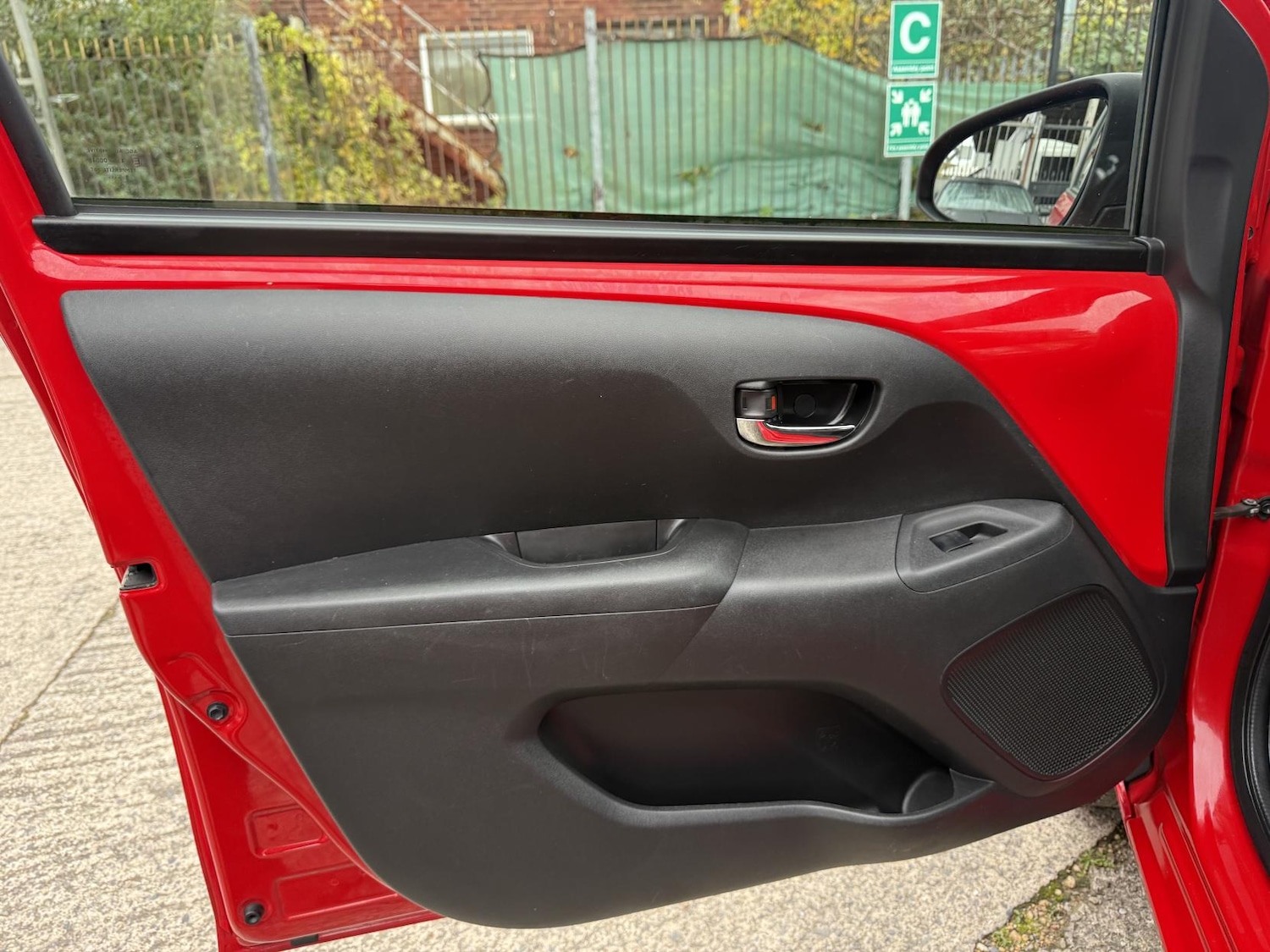 Used Toyota AYGO 2020 for sale - 76412314: Photo 30