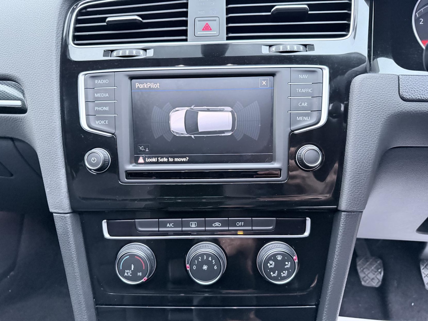 Used Volkswagen Golf 2016 for sale - 77391878: Photo 13