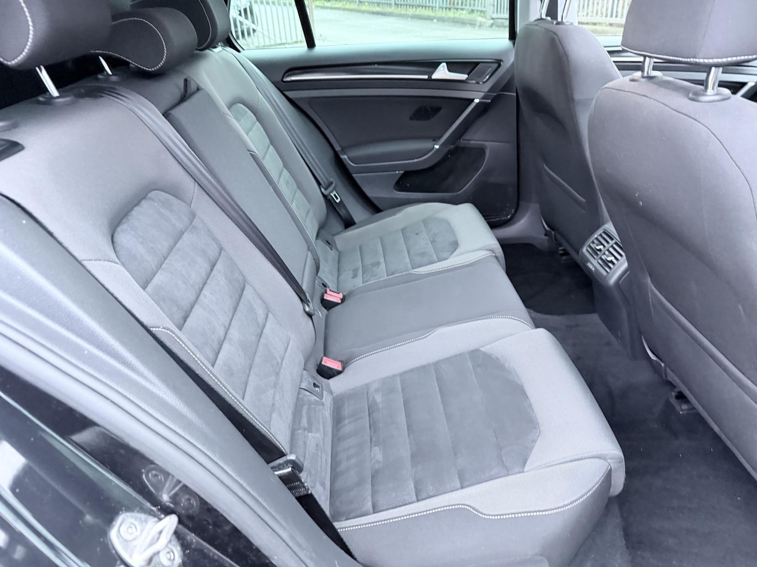 Used Volkswagen Golf 2016 for sale - 77391878: Photo 16