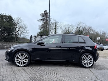 Used Volkswagen Golf 2016 for sale - 77391878: Photo