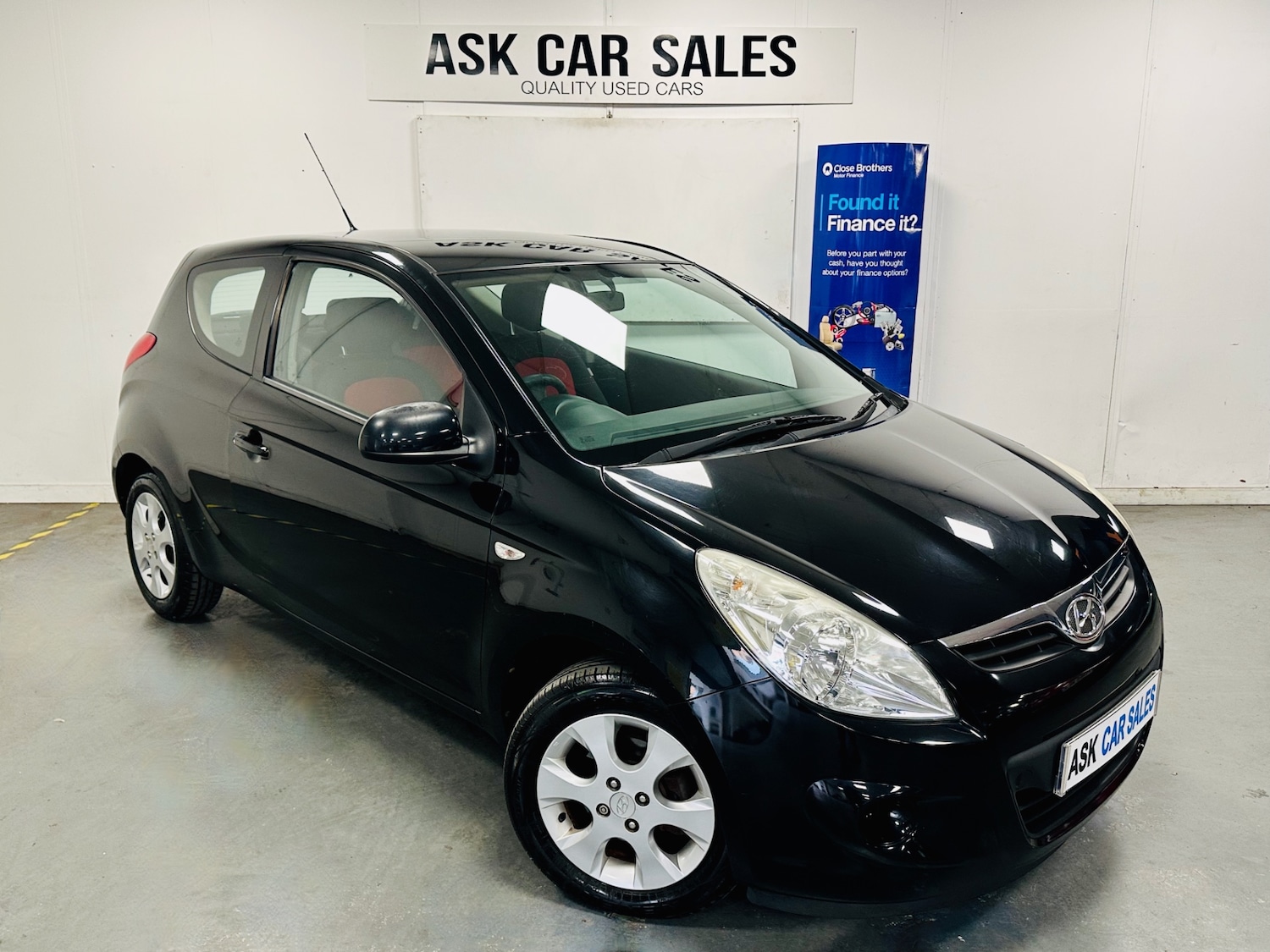 Used Hyundai i20 2010 for sale - 76077514: Photo 3