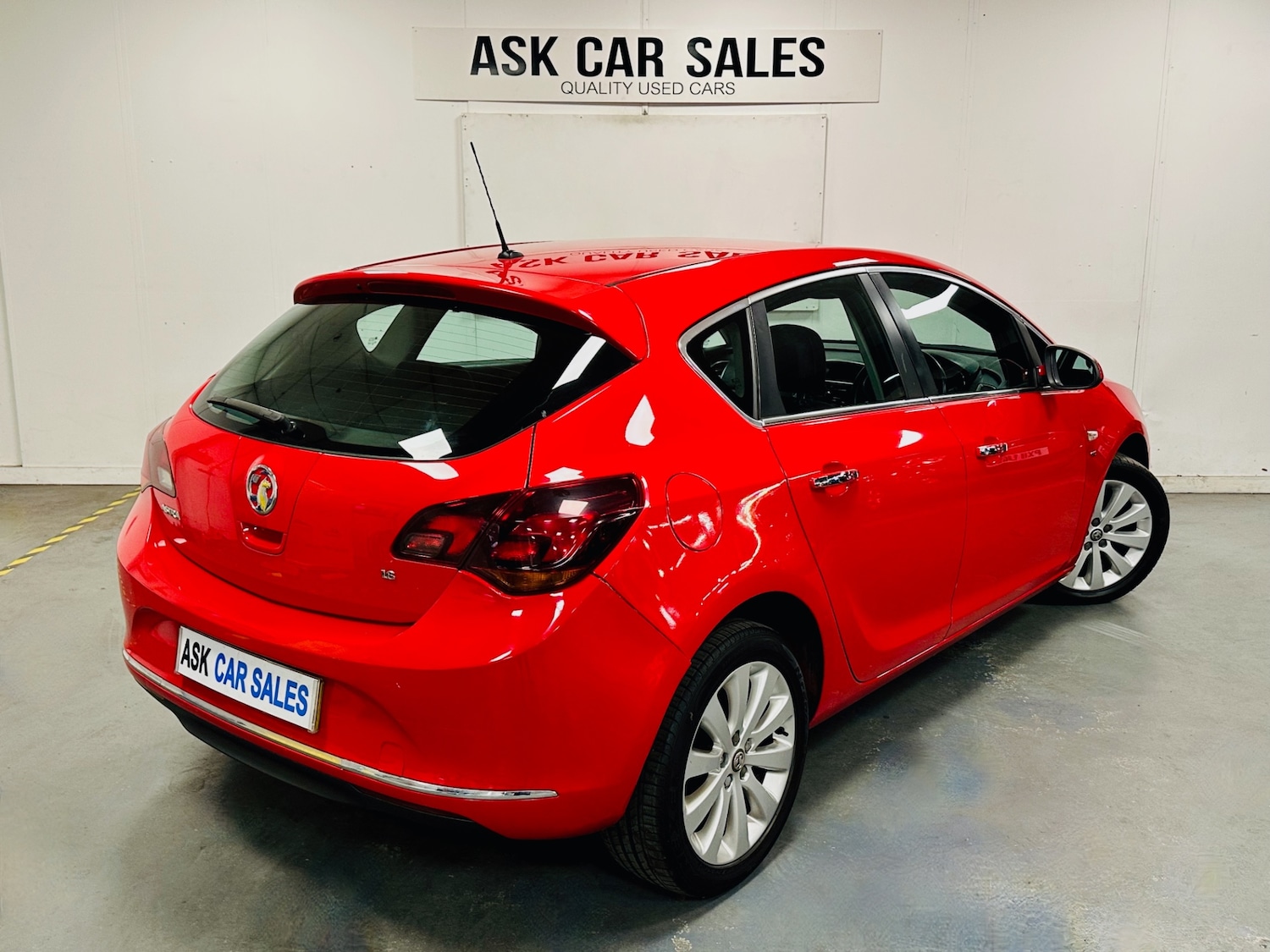 Used Vauxhall Astra 2013 for sale - 76366645: Photo 10