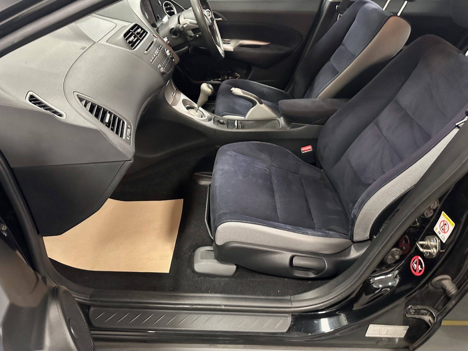 Used Honda Civic 2006 for sale - 76600047: Photo 8