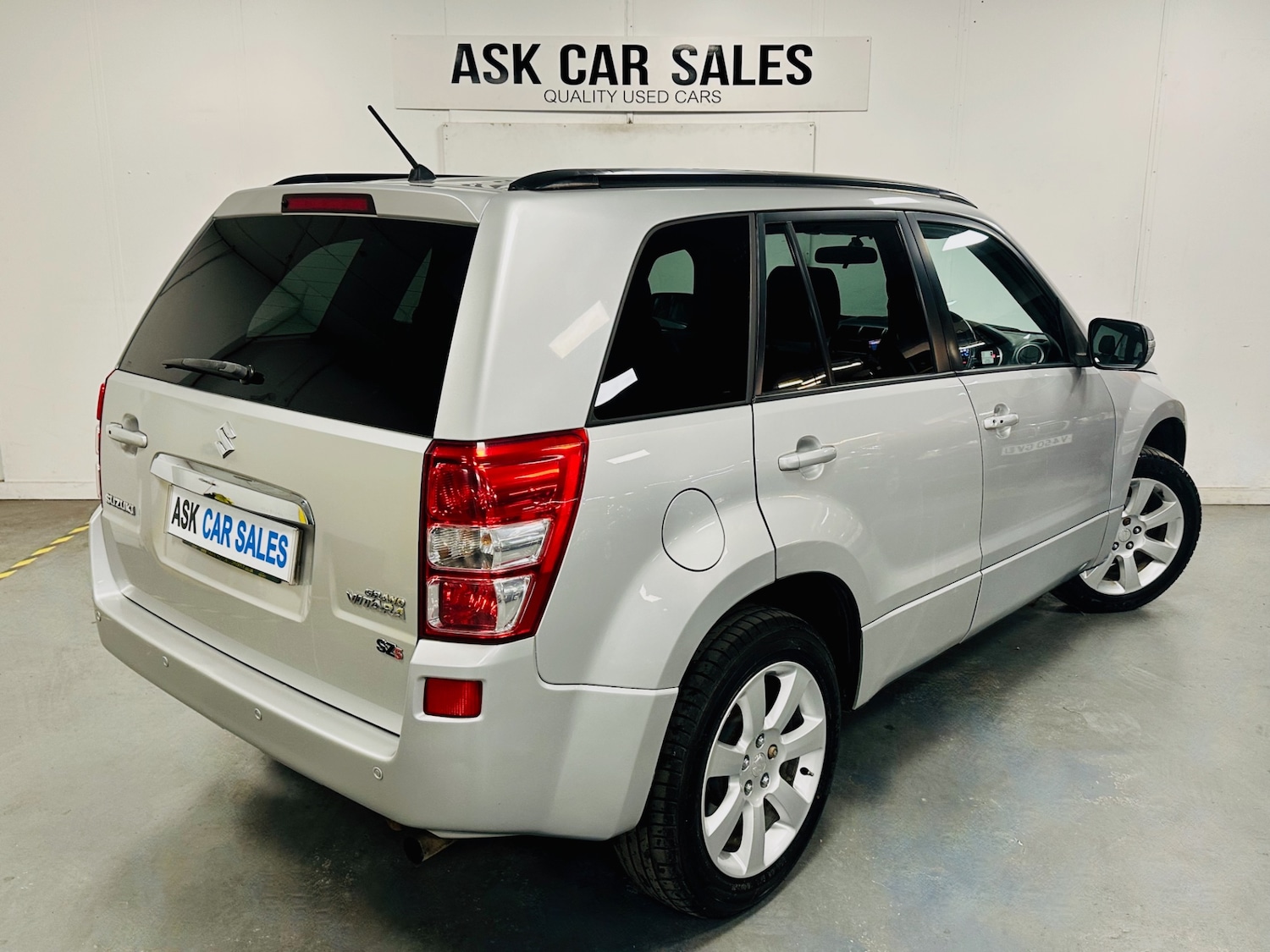 Used Suzuki Grand Vitara 2010 for sale - 76640675: Photo 11