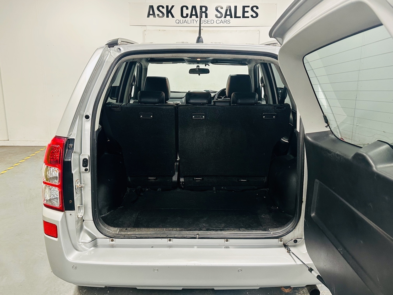 Used Suzuki Grand Vitara 2010 for sale - 76640675: Photo 13