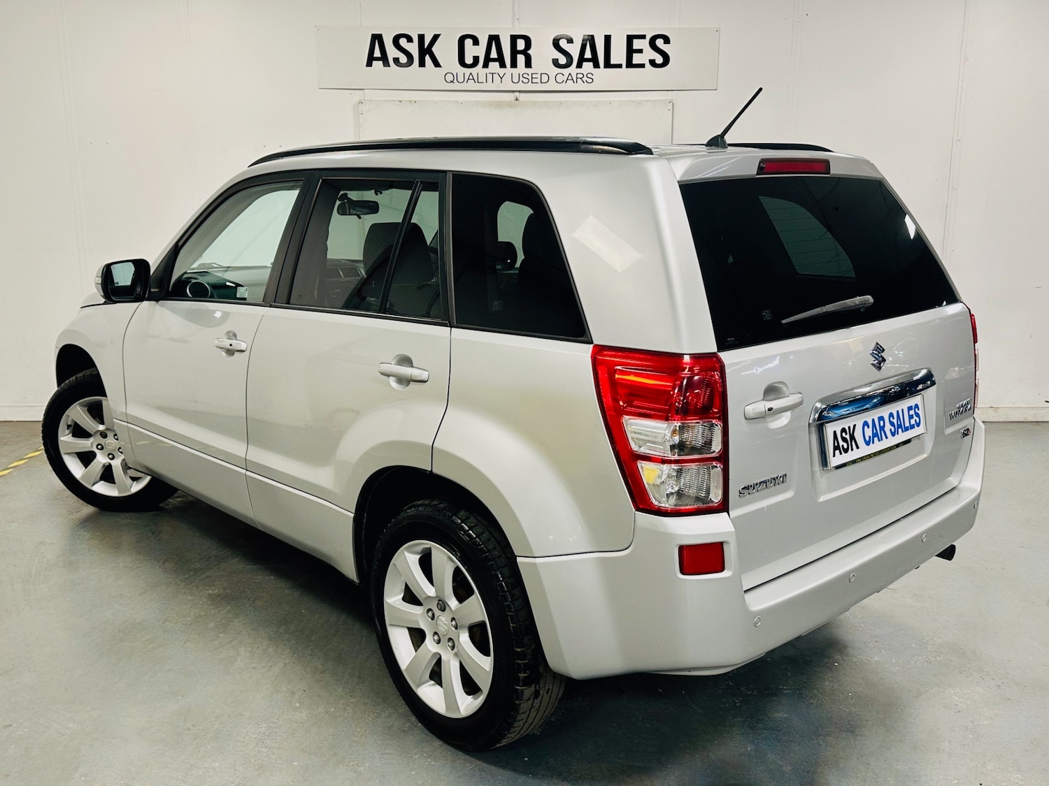 Used Suzuki Grand Vitara 2010 for sale - 76640675: Photo 14