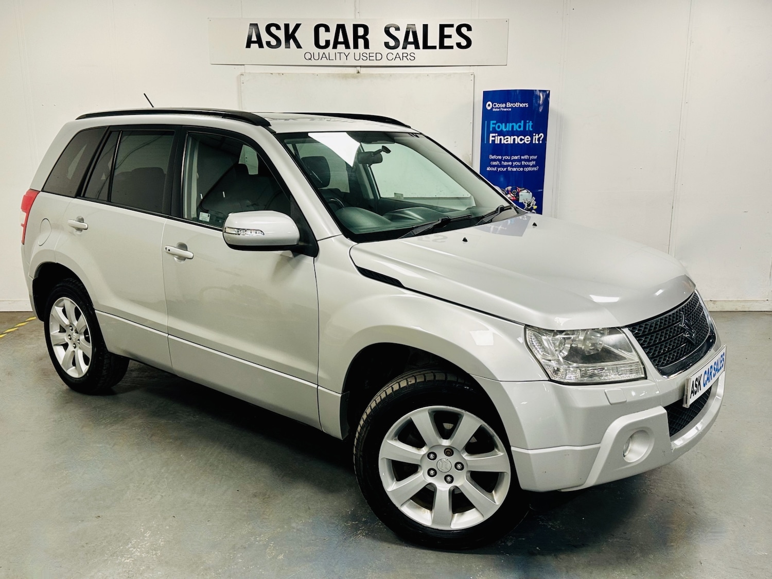 Used Suzuki Grand Vitara 2010 for sale - 76640675: Photo 3