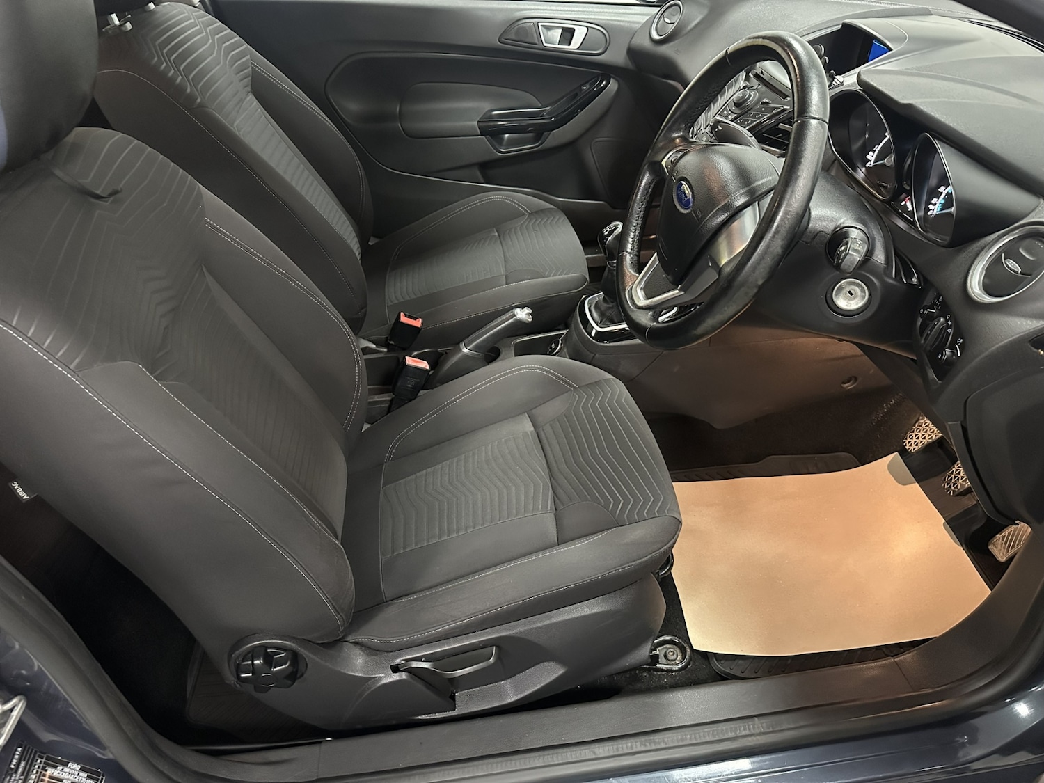 Used Ford Fiesta 2014 for sale - 76571378: Photo 12