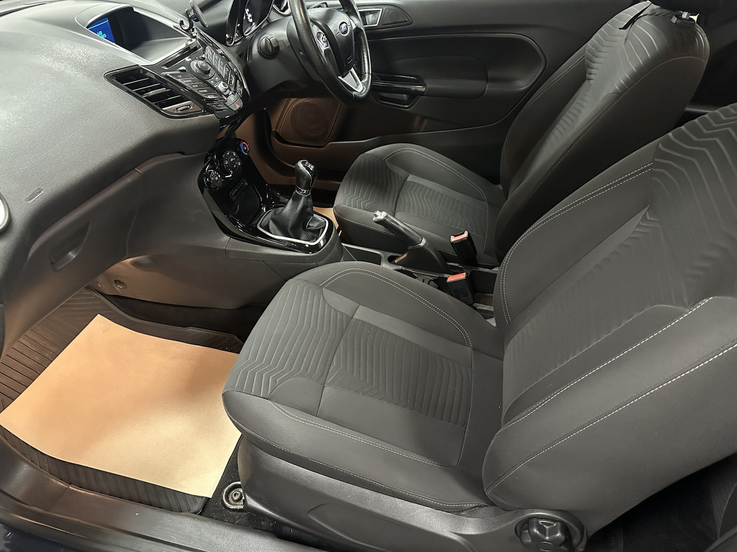 Used Ford Fiesta 2014 for sale - 76571378: Photo 13