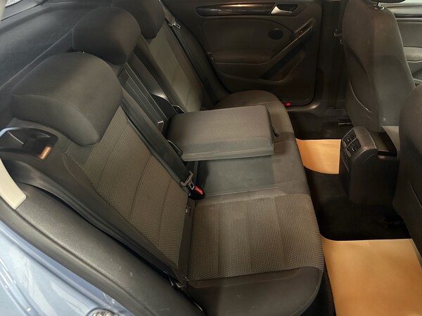 Used Volkswagen Golf 2011 for sale - 75358313: Photo 5