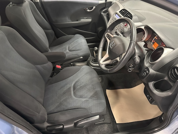 Used Honda Jazz 2009 for sale - 75715640: Photo 10