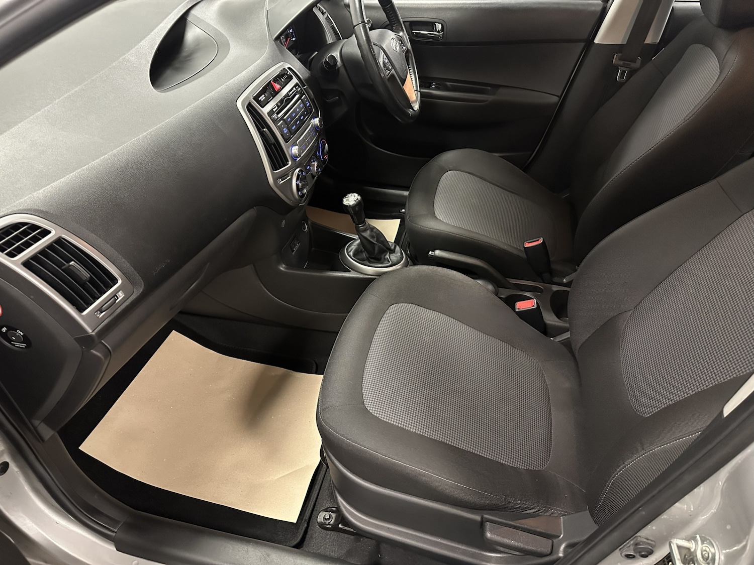 Used Hyundai i20 2012 for sale - 76508086: Photo 12