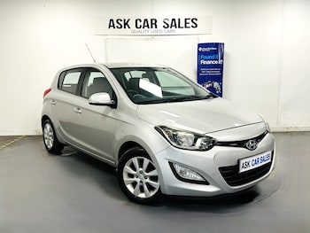 Used Hyundai i20 2012 for sale - 76508086: Photo