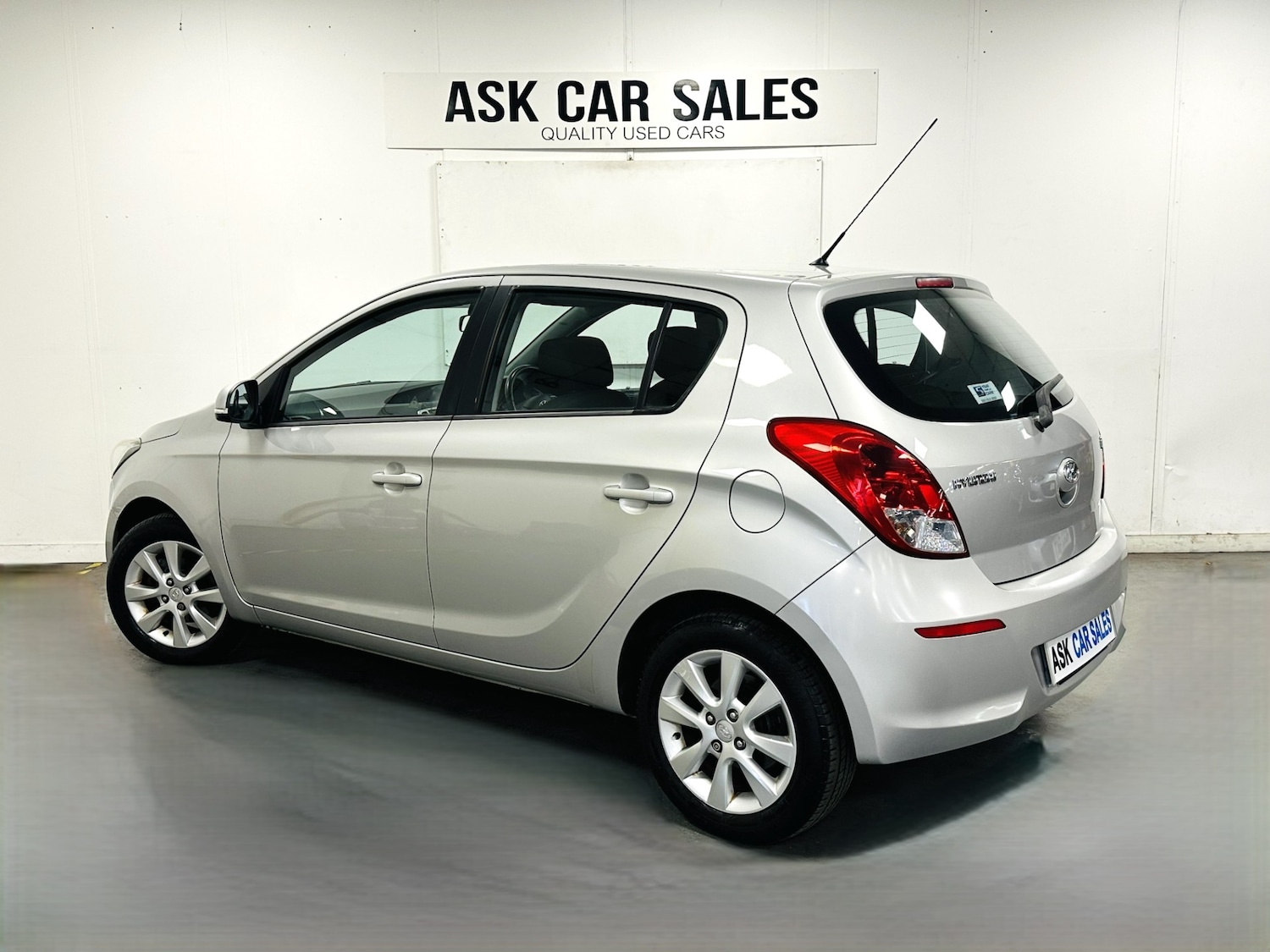 Used Hyundai i20 2012 for sale - 76508086: Photo 9