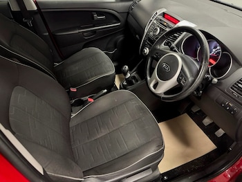 Used Kia Venga 2011 for sale - 76101021: Photo 4