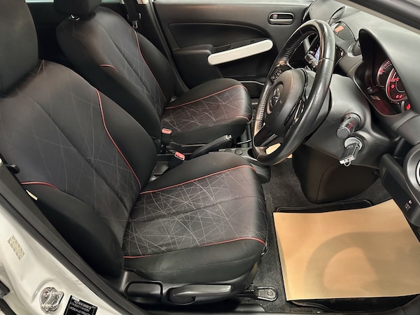 Used Mazda Mazda2 2014 for sale - 74591191: Photo 7