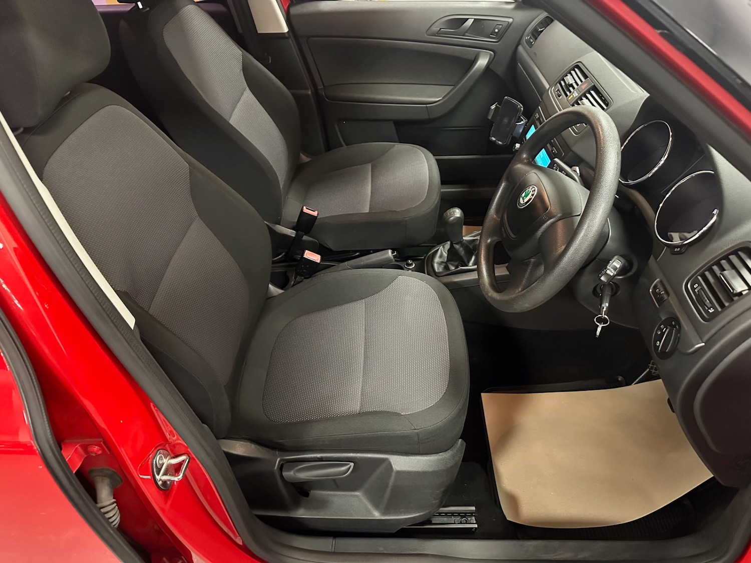 Used Skoda Yeti 2011 for sale - 76415724: Photo 7